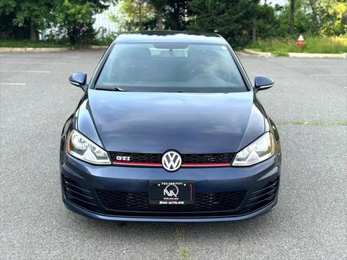 2015 Volkswagen Golf GTI 2.0T S 4-Door