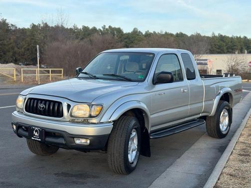2004 Toyota Tacoma Xtracab