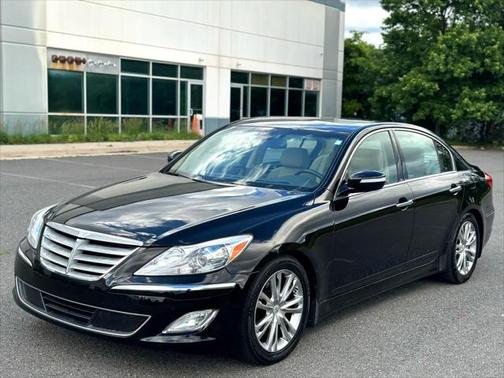 2013 Hyundai Genesis 3.8