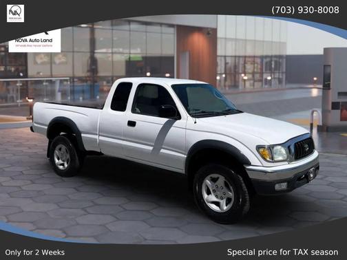 Super White 2002 Toyota Tacoma Xtracab