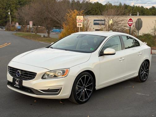 2016 Volvo S60 T5 Drive-E Premier