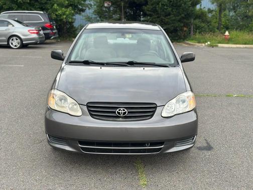 2003 Toyota Corolla LE