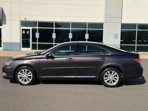 2010 Lexus ES 350 Base