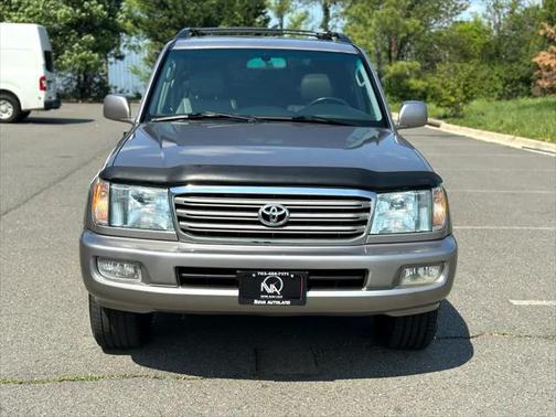 2004 Toyota Land Cruiser Base