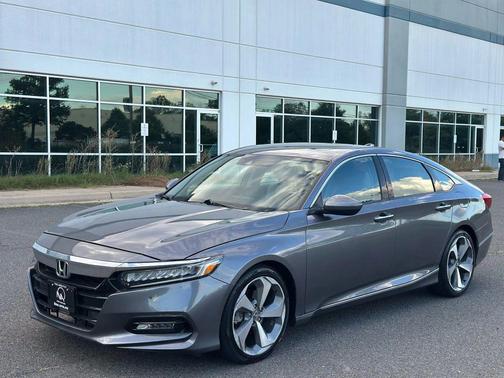 2018 Honda Accord Touring 2.0T