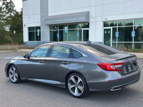2018 Honda Accord Touring 2.0T