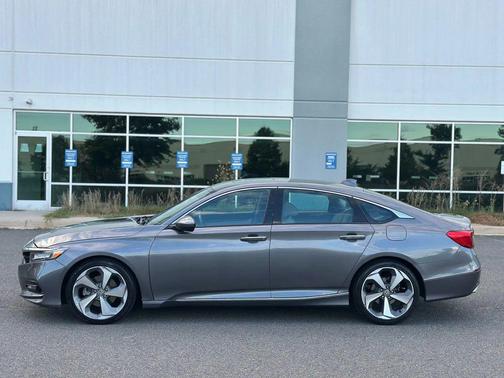 2018 Honda Accord Touring 2.0T