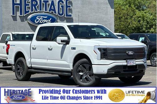 2025 Ford F-150 Lightning LARIAT