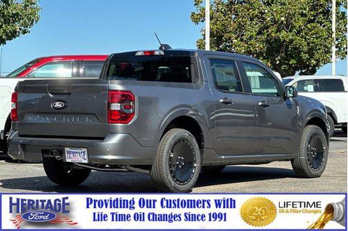 2025 Ford Maverick Lobo Standard