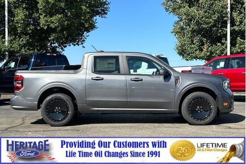 2025 Ford Maverick Lobo Standard