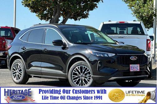 2025 Ford Escape PHEV SE