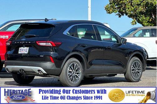 2025 Ford Escape PHEV SE