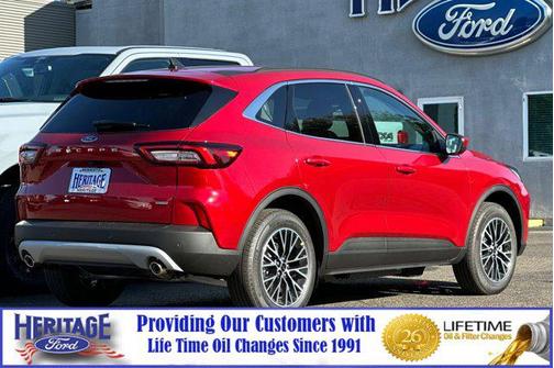 2025 Ford Escape PHEV SE