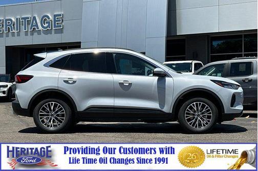 2025 Ford Escape PHEV SE