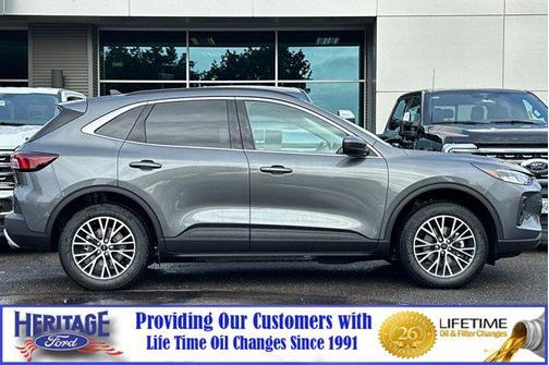 2025 Ford Escape PHEV SE