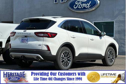 2025 Ford Escape PHEV SE