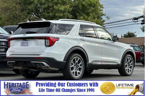 2025 Ford Explorer Platinum