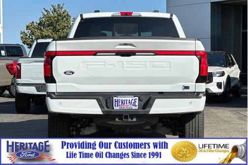2025 Ford F-150 Lightning LARIAT
