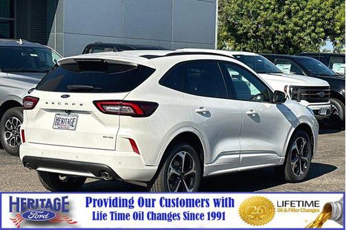 2023 Ford Escape ST-Line Elite