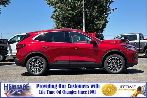 2025 Ford Escape PHEV SE