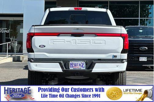 2025 Ford F-150 Lightning LARIAT