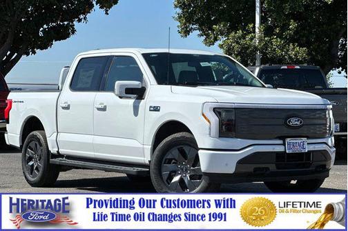 2025 Ford F-150 Lightning LARIAT