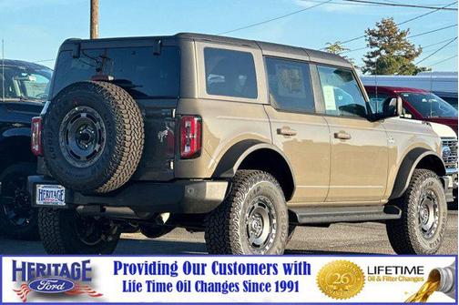 2025 Ford Bronco Outer Banks