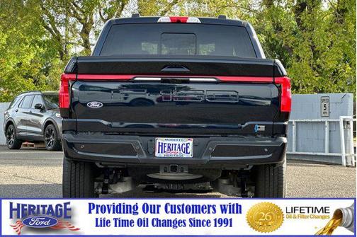 2025 Ford F-150 Lightning LARIAT