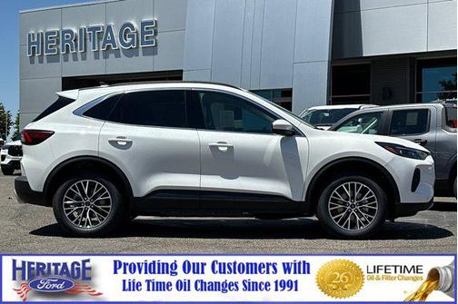 2025 Ford Escape PHEV SE