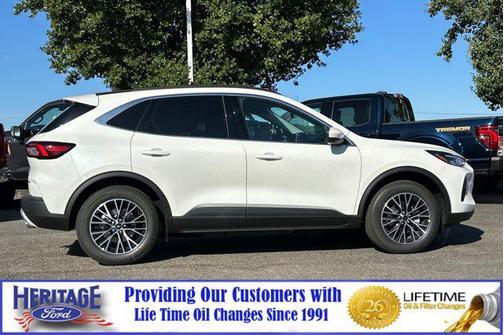 2025 Ford Escape PHEV SE