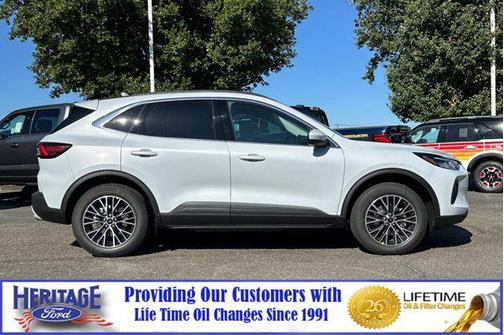2025 Ford Escape PHEV SE