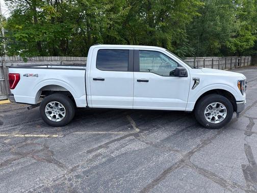 Oxford White 2023 Ford F-150 XLT