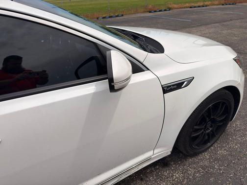 Snow White Pearl 2014 Kia Optima SXL Turbo