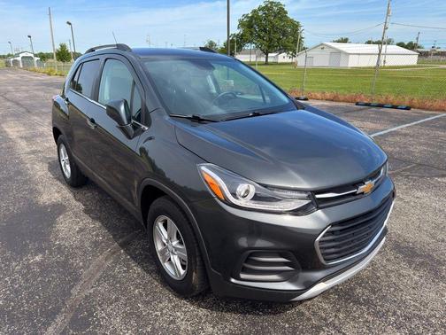 Nightfall Gray Metallic 2018 Chevrolet Trax LT