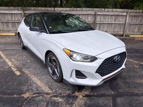 Chalk White 2019 Hyundai Veloster Turbo Ultimate