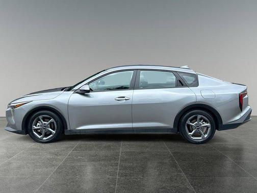 Steel Gray 2025 Kia K4 LXS