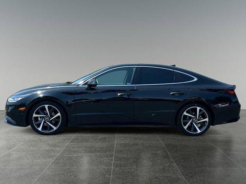 2022 Hyundai SONATA SEL Plus