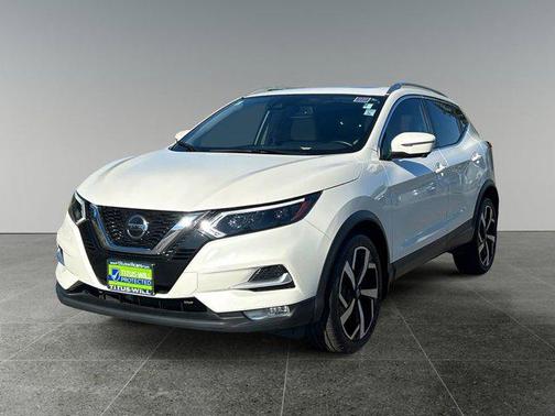 2022 Nissan Rogue Sport SL