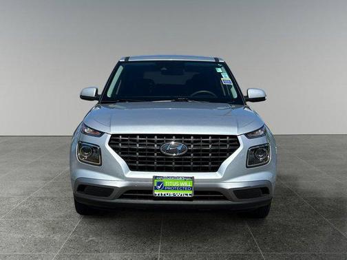 2022 Hyundai VENUE SE