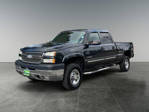 2005 Chevrolet Silverado 2500 LS H/D Crew Cab
