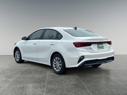2024 Kia Forte LX