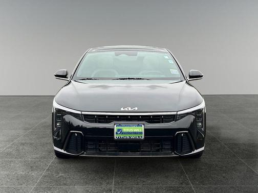 Aurora Black Pearl 2025 Kia K4 GT-Line