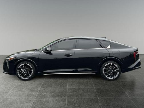 Aurora Black Pearl 2025 Kia K4 GT-Line