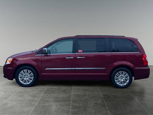 2012 Chrysler Town & Country Touring-L