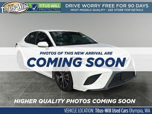 2019 Toyota Camry Hybrid SE