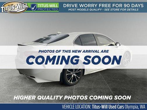 2019 Toyota Camry Hybrid SE