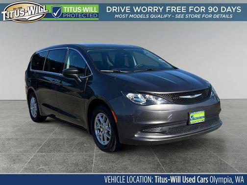 2023 Chrysler Voyager LX
