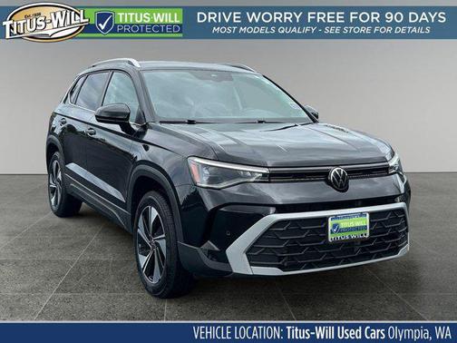 Deep Black Pearl 2025 Volkswagen Taos 1.5T SE