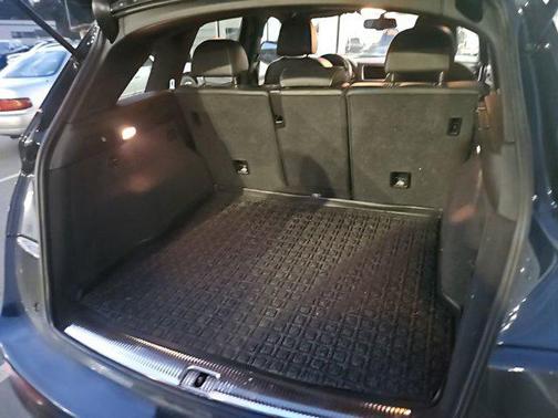 2016 Audi SQ5 3.0T Premium Plus