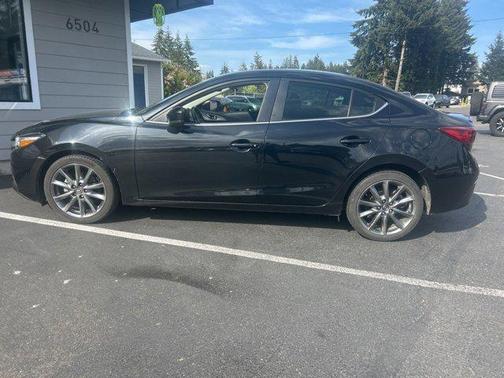 Jet Black Mica 2018 Mazda Mazda3 Touring
